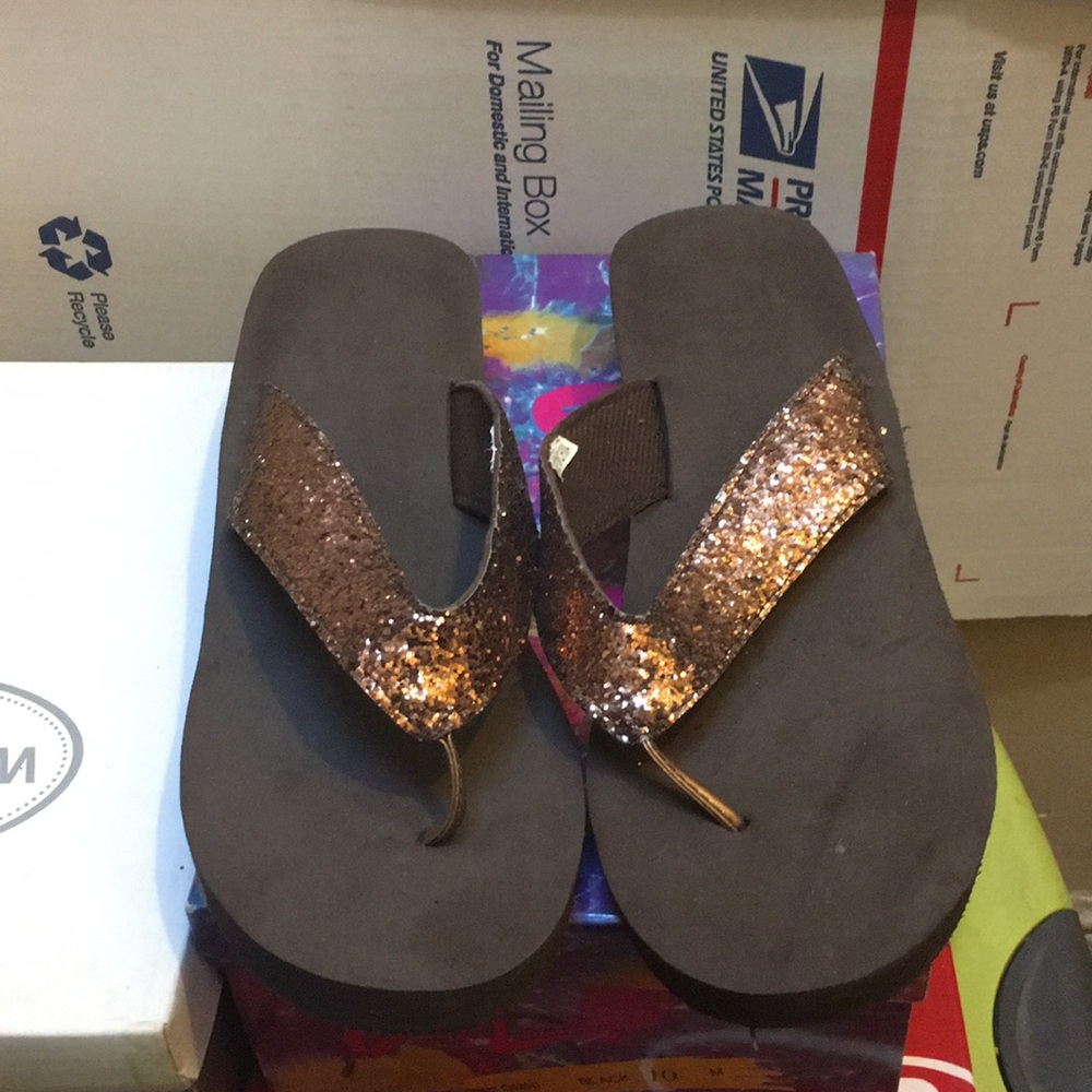 Brown Sparkle Flipflop